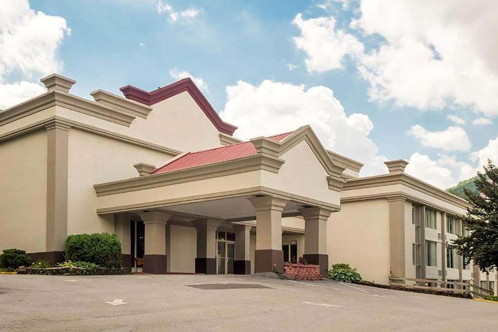 Days Inn By Wyndham Williamsport Buitenkant foto